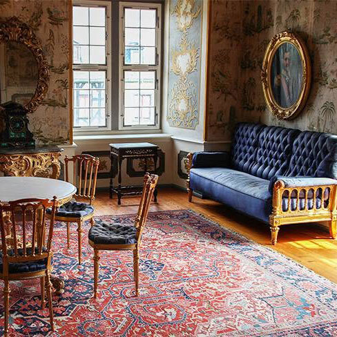 oriental-rug-in-room